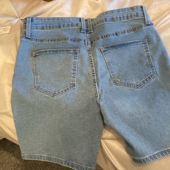 NWT Lemon shorts - Picture 5 of 5